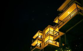 Dolphin Nose Retreat